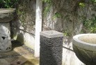 Holts Flatbali-style-landscaping-2.jpg; ?>